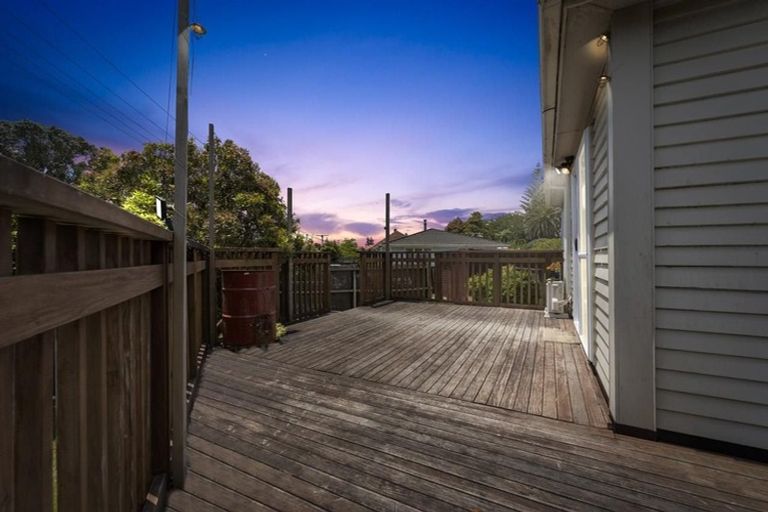 Photo of property in 30 Richmond Street, Waitara, 4320