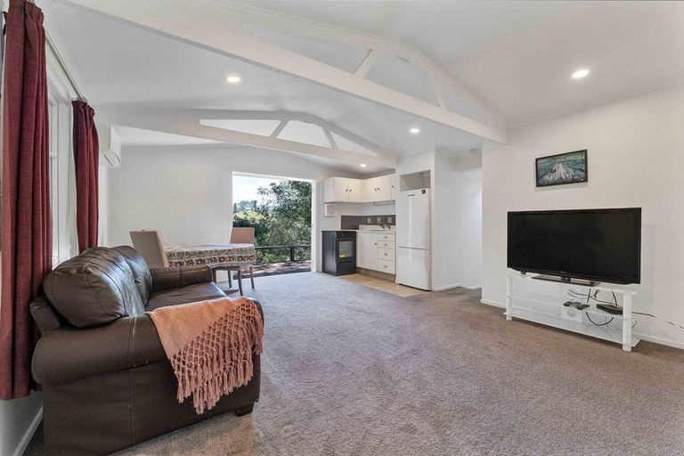 Photo of property in 25a Saxton Road, Upper Vogeltown, New Plymouth, 4310