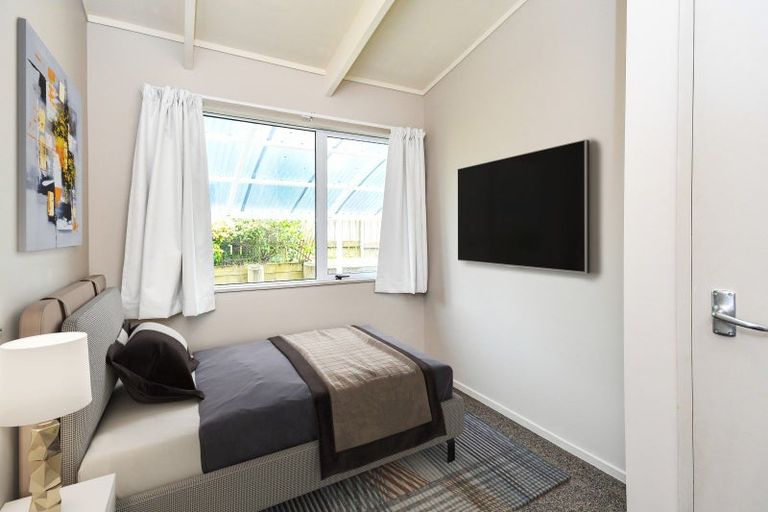 Photo of property in 80a Arimu Road, Papakura, 2110