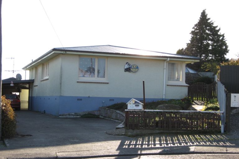 Photo of property in 12 Charles Street, East Gore, Gore, 9710