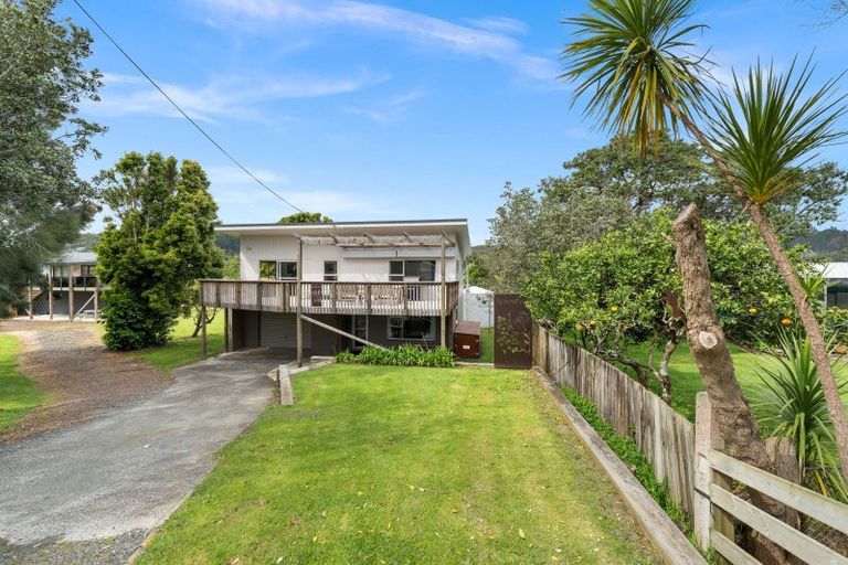 Photo of property in 12 Omutu Street, Oakura, Hikurangi, 0184