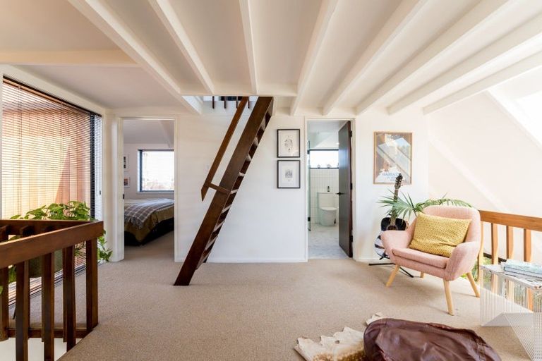 Photo of property in 203 Highcliff Road, Shiel Hill, Dunedin, 9013