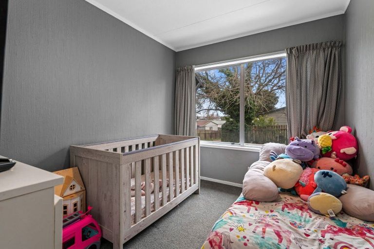 Photo of property in 24a Pohutukawa Drive, Owhata, Rotorua, 3010