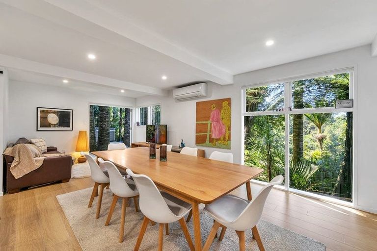 Photo of property in 186c Woodlands Park Road, Titirangi, Auckland, 0604
