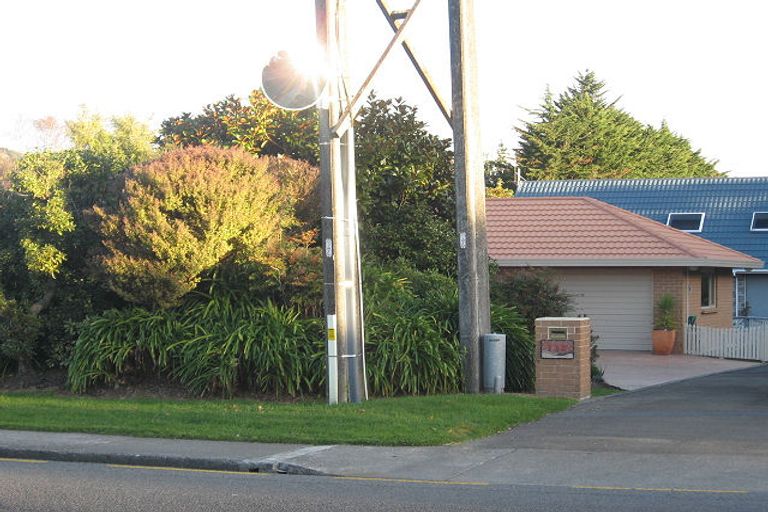 Photo of property in 132a Raumati Road, Raumati Beach, Paraparaumu, 5032