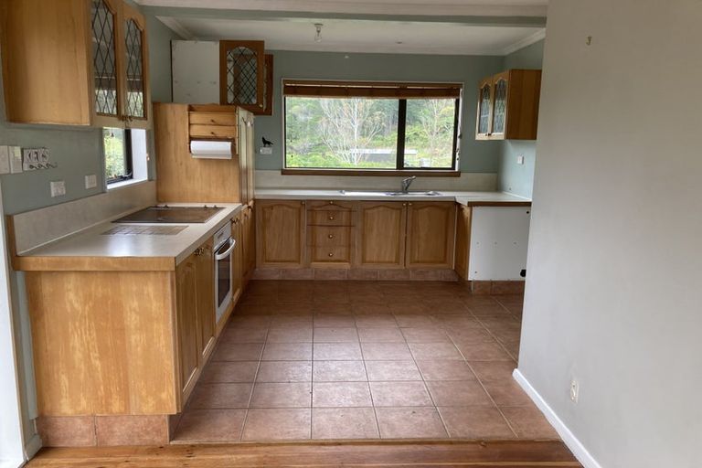 Photo of property in 48c Norana Road, Timberlea, Upper Hutt, 5018