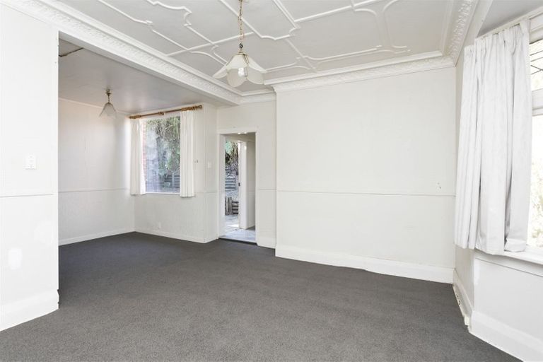 Photo of property in 35 Lawrence Street, Mornington, Dunedin, 9011