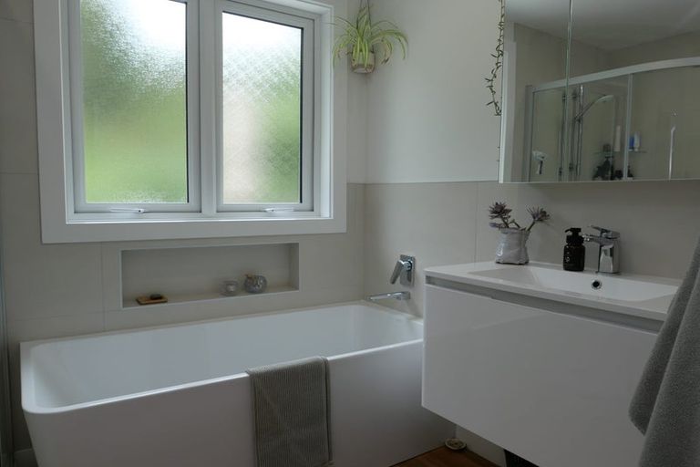 Photo of property in 57 Tilley Road, Paekakariki, 5034