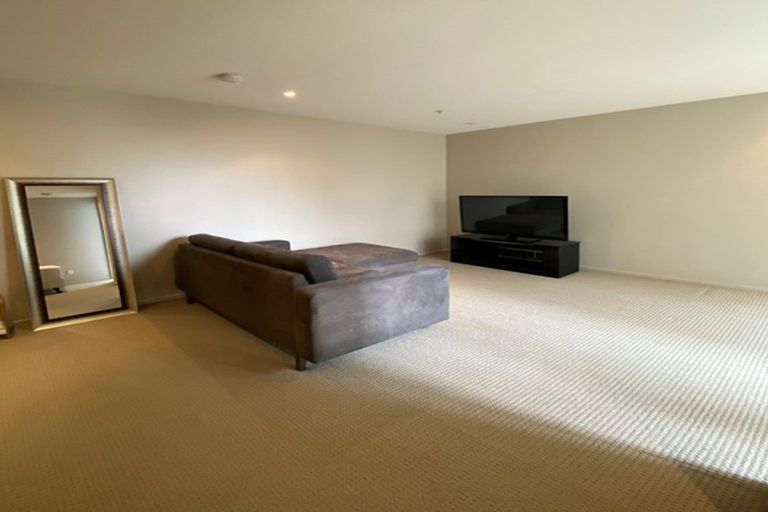 Photo of property in Trinity Apartments, 409/19 College Street, Te Aro, Wellington, 6011