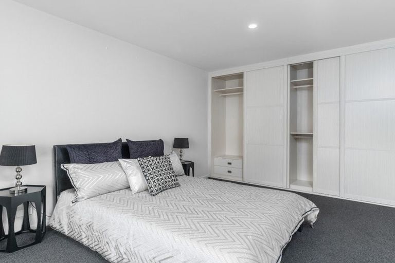 Photo of property in 8b Defoe Place, Waltham, Christchurch, 8023