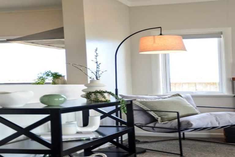 Photo of property in 14a Baverstock Road, Nawton, Hamilton, 3200