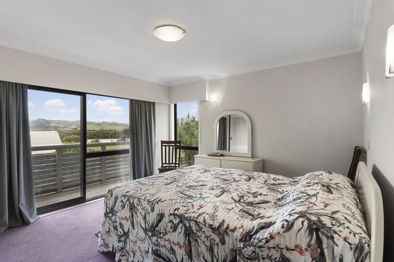 Photo of property in 48 Parkhurst Road, Helensville, 0874