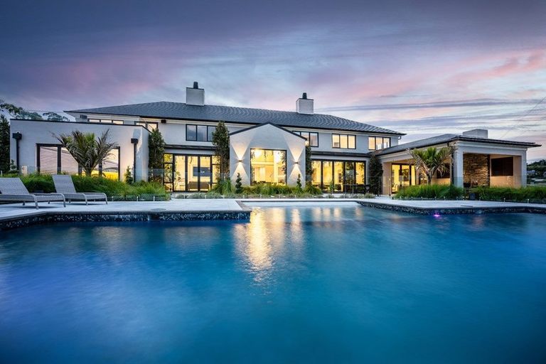 Photo of property in 14 Myra Evelyn Grove, Dairy Flat, Albany, 0792