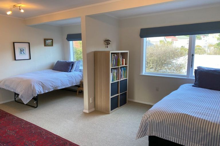 Photo of property in 100 Pirie Street, Mount Victoria, Wellington, 6011