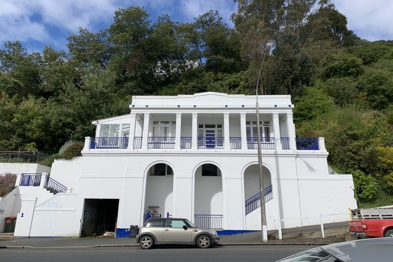 Photo of property in 1 Duke Street, North Dunedin, Dunedin, 9016