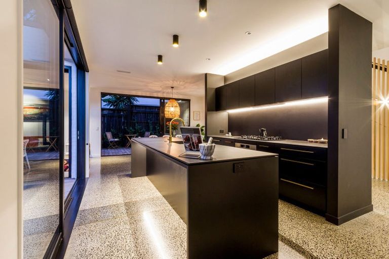 Photo of property in 19b Hart Road, Hauraki, Auckland, 0622