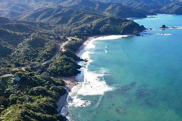 Photo of property in 219 Sailors Grave Road, Pumpkin Hill, Whitianga, 3591