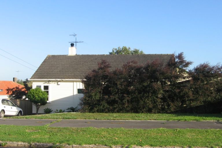 Photo of property in 55 Tahapa Crescent, Meadowbank, Auckland, 1072