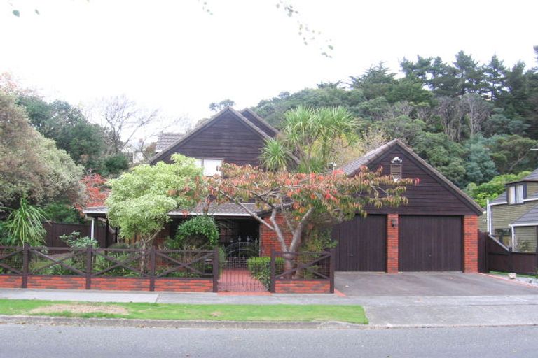 Photo of property in 8 Hamerton Street, Naenae, Lower Hutt, 5011