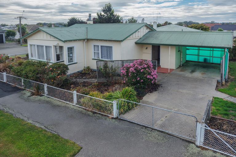 Photo of property in 33 Balmoral Street, Oamaru North, Oamaru, 9400