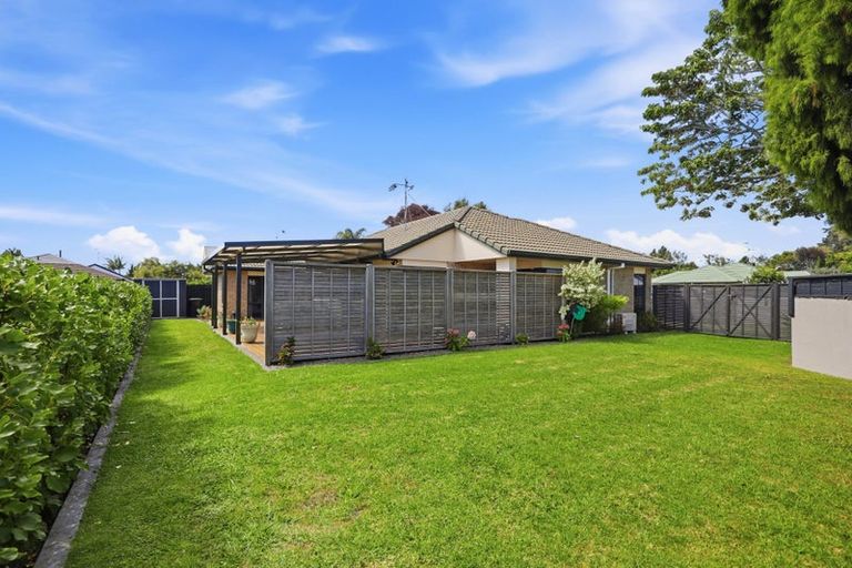 Photo of property in 1 Pembroke Drive, Bethlehem, Tauranga, 3110