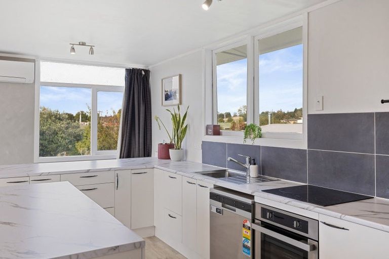 Photo of property in 12 Tee Street, Putaruru, 3411