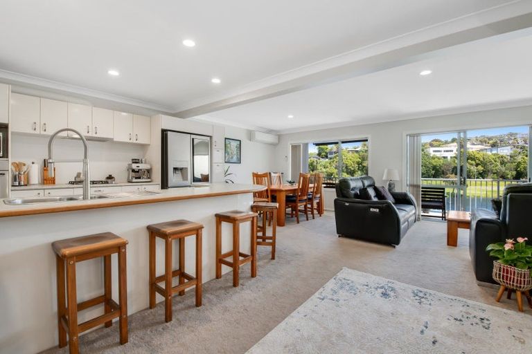 Photo of property in 26 Greenway Rise, Gulf Harbour, Whangaparaoa, 0930