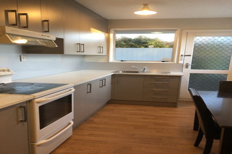 Photo of property in 3/10 Peer Street, Upper Riccarton, Christchurch, 8041