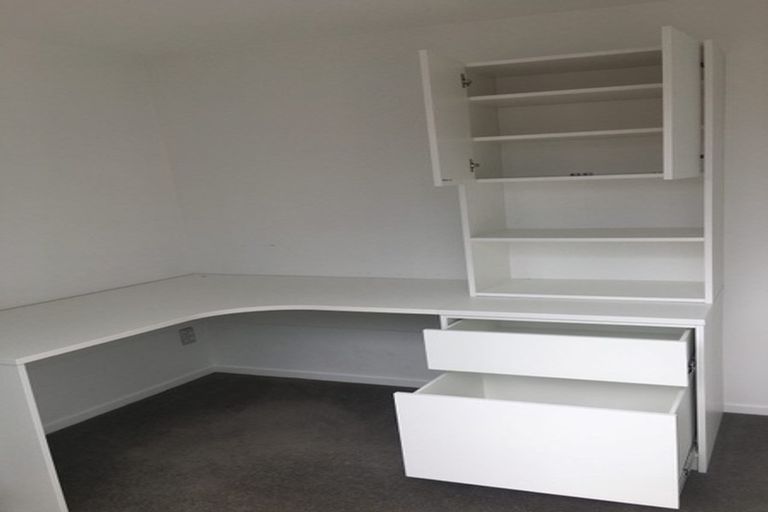 Photo of property in 3/12 Agra Crescent, Khandallah, Wellington, 6035