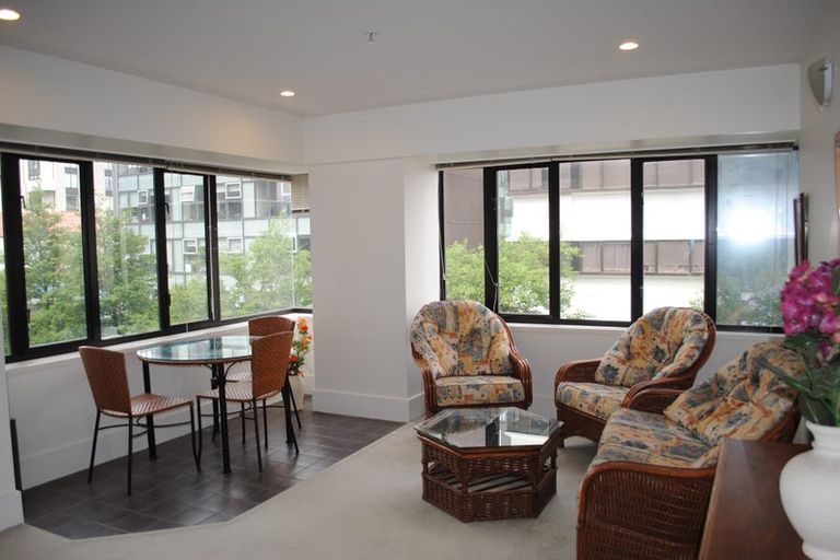 Photo of property in St Peters Apartments, 3a/192 Willis Street, Te Aro, Wellington, 6011