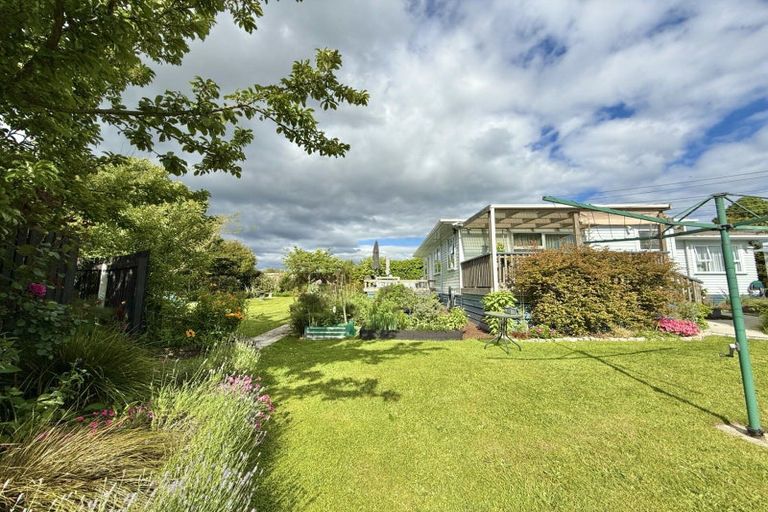 Photo of property in 51 Aotea Crescent, Tokoroa, 3420