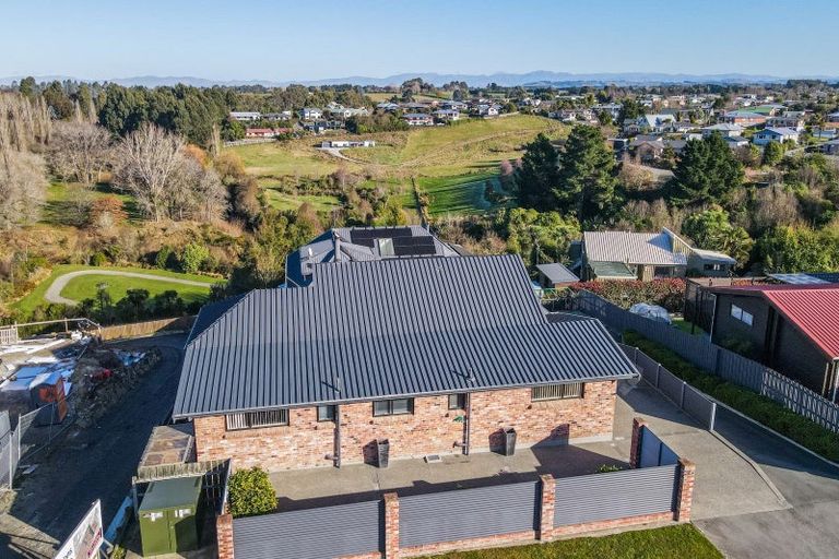 Photo of property in 35 Glenview Terrace, Highfield, Timaru, 7910