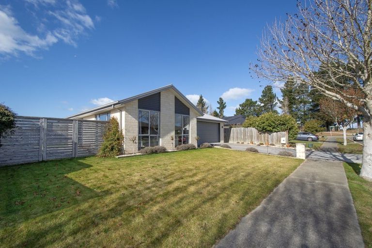 Photo of property in 6 Taniwha Street, Pegasus, 7612