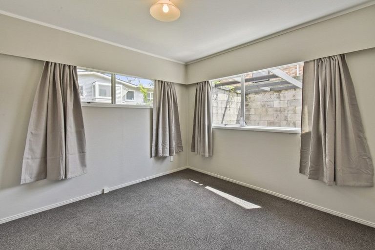 Photo of property in 1/31 Halver Road, Hillpark, Auckland, 2102