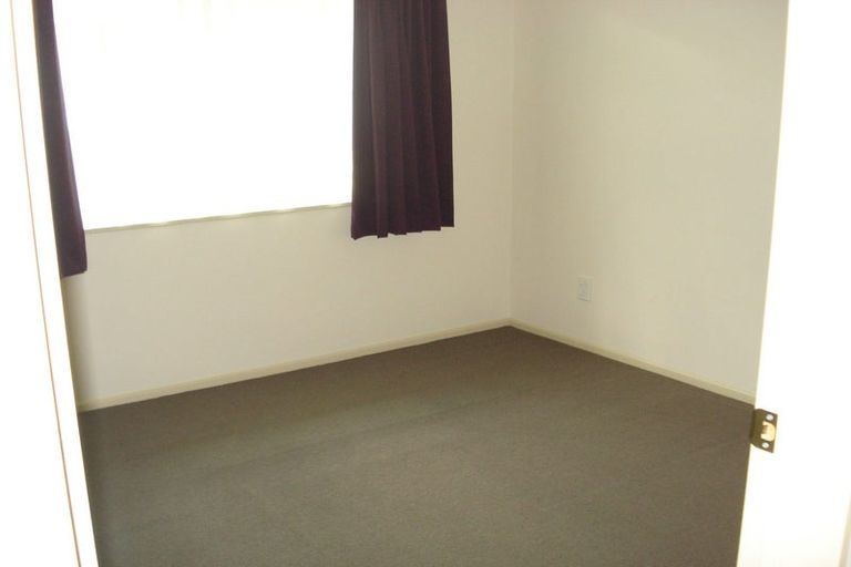 Photo of property in 42a Queenwood Road, Levin, 5510