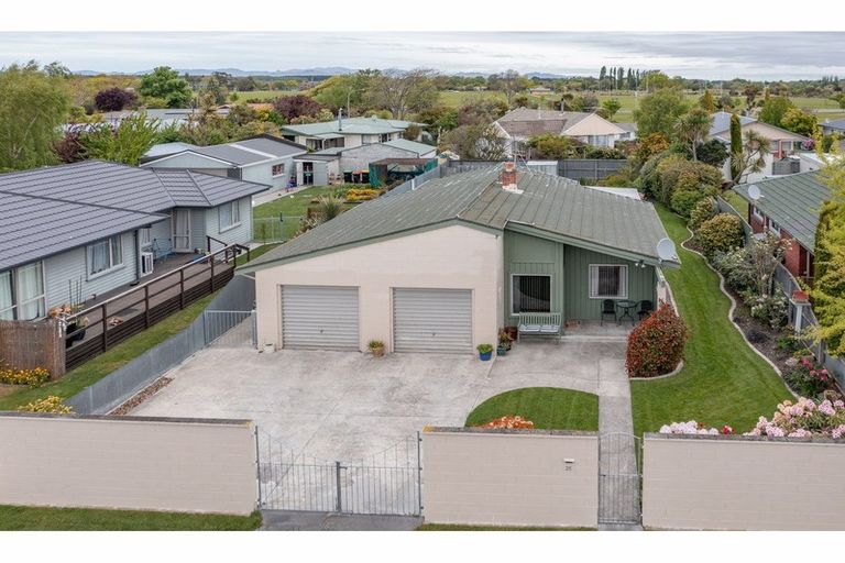 Photo of property in 25 Bracebridge Street, Kaiapoi, 7630