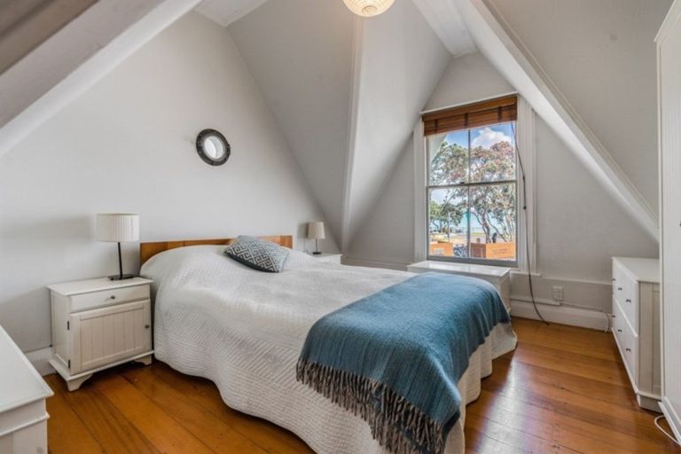 Photo of property in 62 King Edward Parade, Devonport, Auckland, 0624