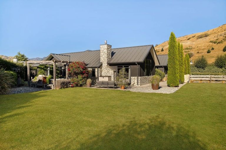 Photo of property in 20 Sledmere Drive, Lower Shotover, Queenstown, 9371