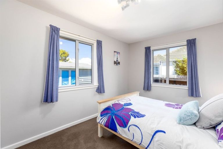 Photo of property in 214 Knowles Street, St Albans, Christchurch, 8052