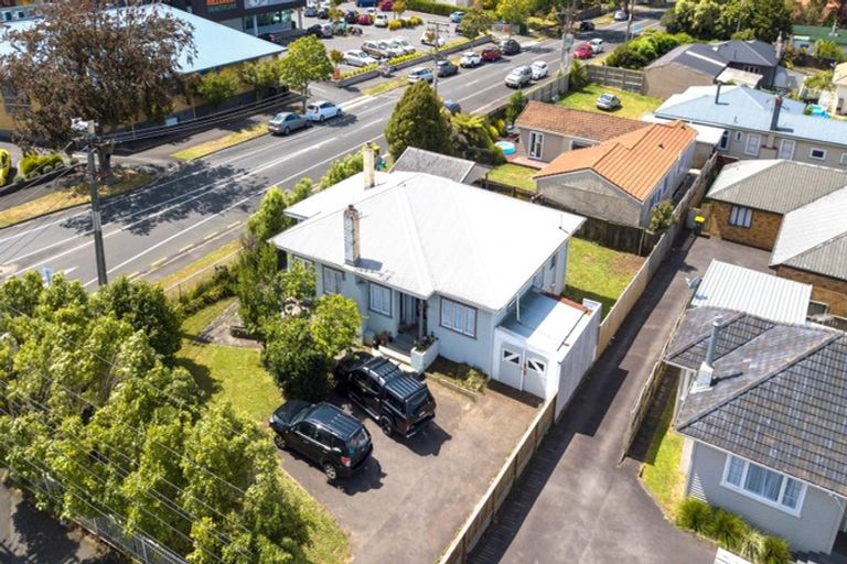 Photo of property in 161 Cambridge Road, Hillcrest, Hamilton, 3216