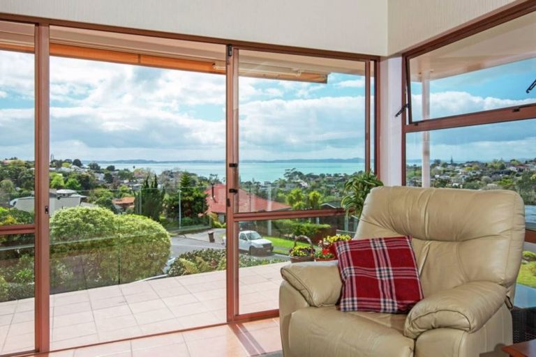 Photo of property in 36 Haseler Crescent, Howick, Auckland, 2014