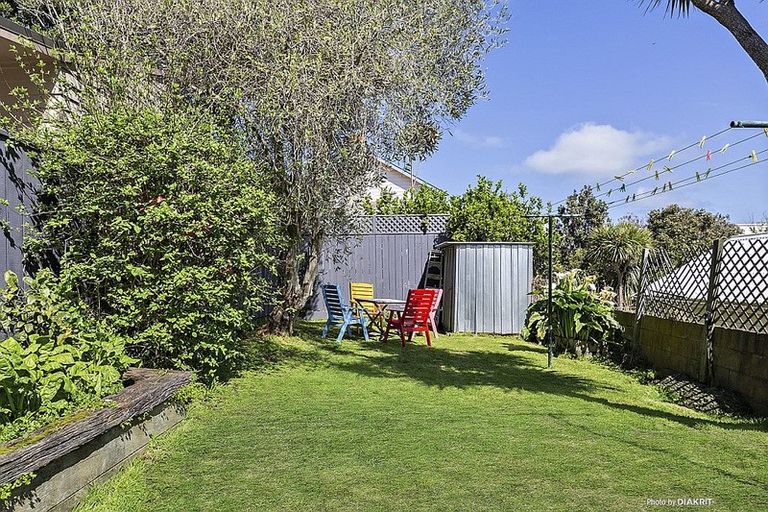 Photo of property in 65 Herald Street, Berhampore, Wellington, 6023