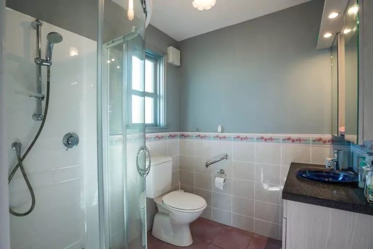 Photo of property in 4 Rangiora Street, Woburn, Lower Hutt, 5010