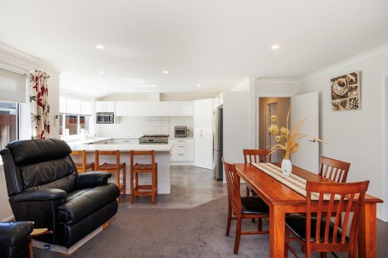 Photo of property in 15 Serenity Crescent, Kelvin Grove, Palmerston North, 4414