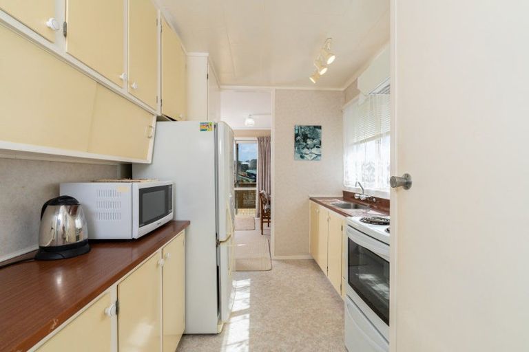 Photo of property in 17b Wallis Street, Raglan, 3225