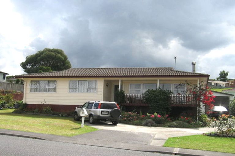 Photo of property in 50 West Harbour Drive, West Harbour, Auckland, 0618