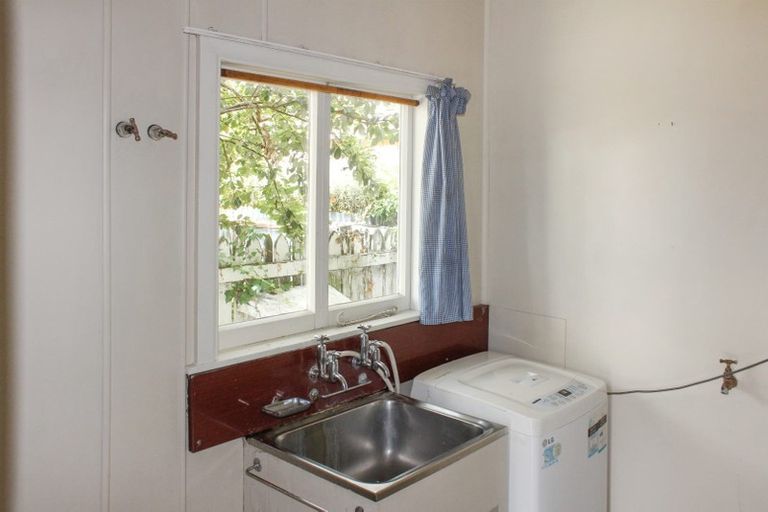 Photo of property in 70 Matipo Street, Riccarton, Christchurch, 8041