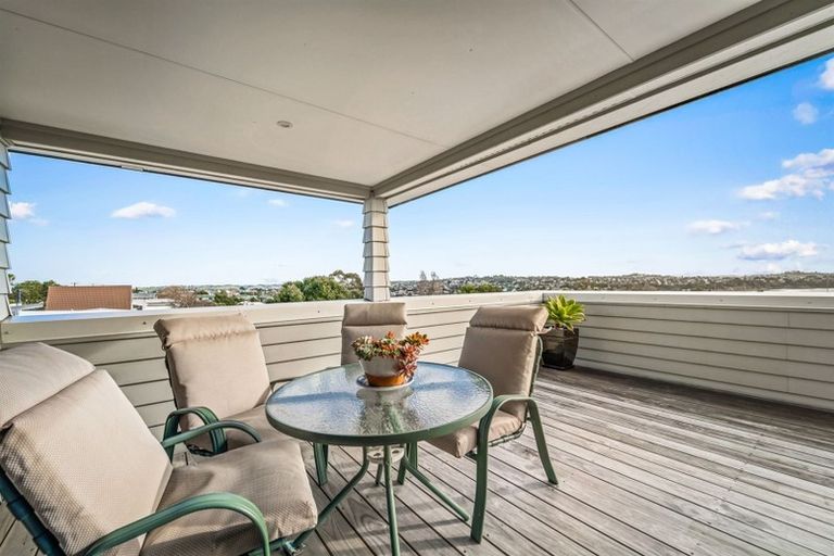 Photo of property in 66a Tiri Road, Manly, Whangaparaoa, 0930