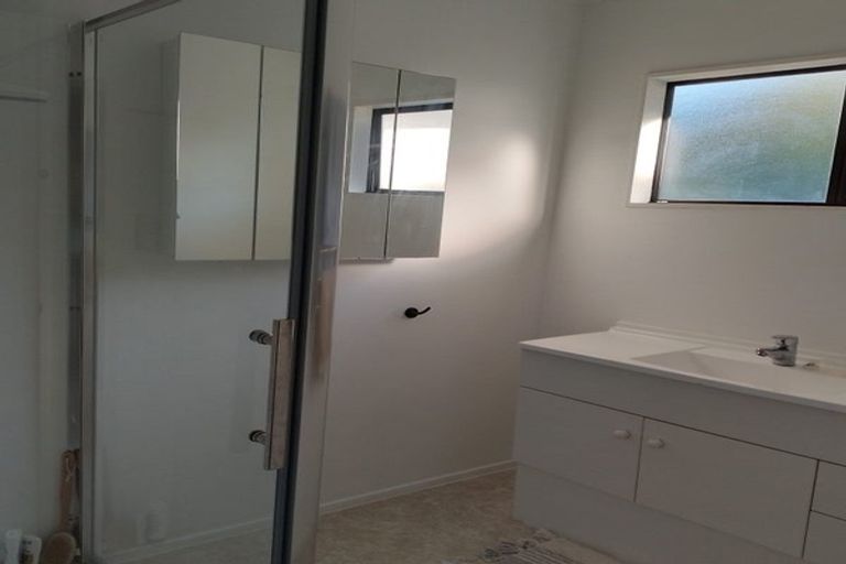 Photo of property in 530 Whangaparaoa Road, Stanmore Bay, Whangaparaoa, 0932