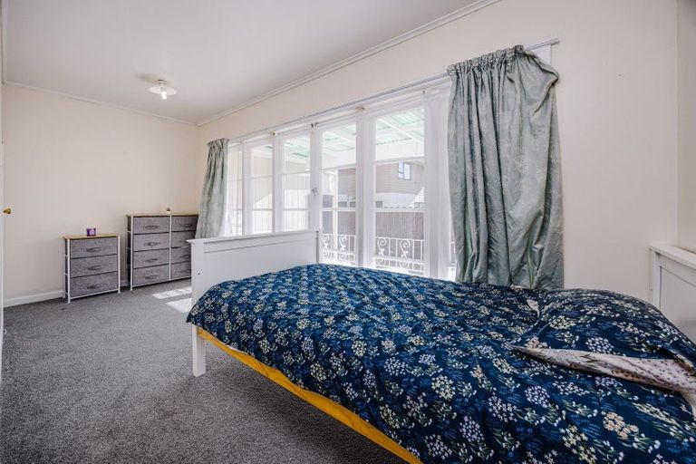 Photo of property in 1/5 Beihlers Road, Weymouth, Auckland, 2103